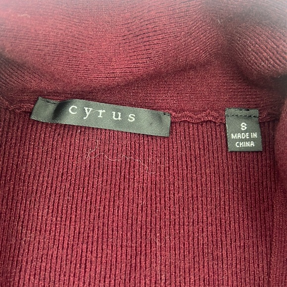 Cyrus NWT Wiley Open Shawl Cardigan-Burgundy-Small - Picture 3 of 9